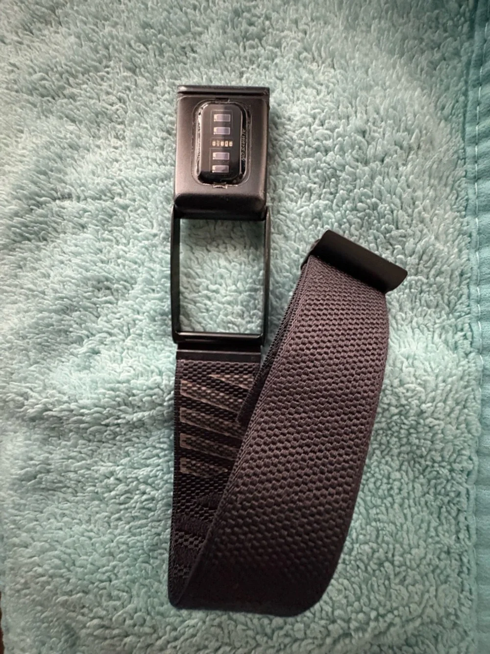 Whoop 4.0 with black super knit adjustable band